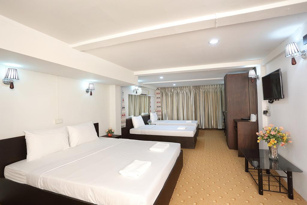 Baan Namtarn Guest House 방콕 객실 사진